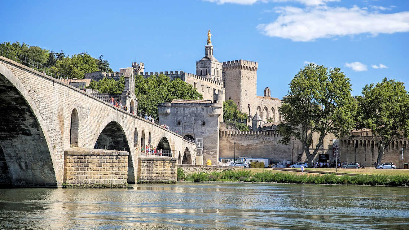 avignon pont ssouth france