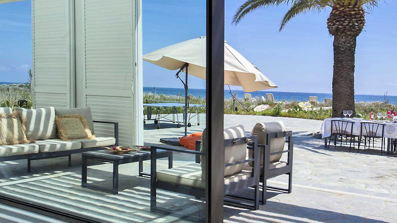 beach front villa long term rentals1