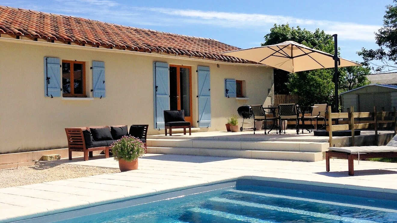 Charente cottage rentals France