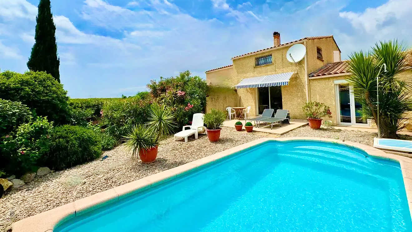 Coastal house in France to rent long term