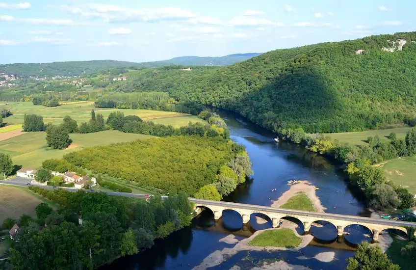 dordogne river