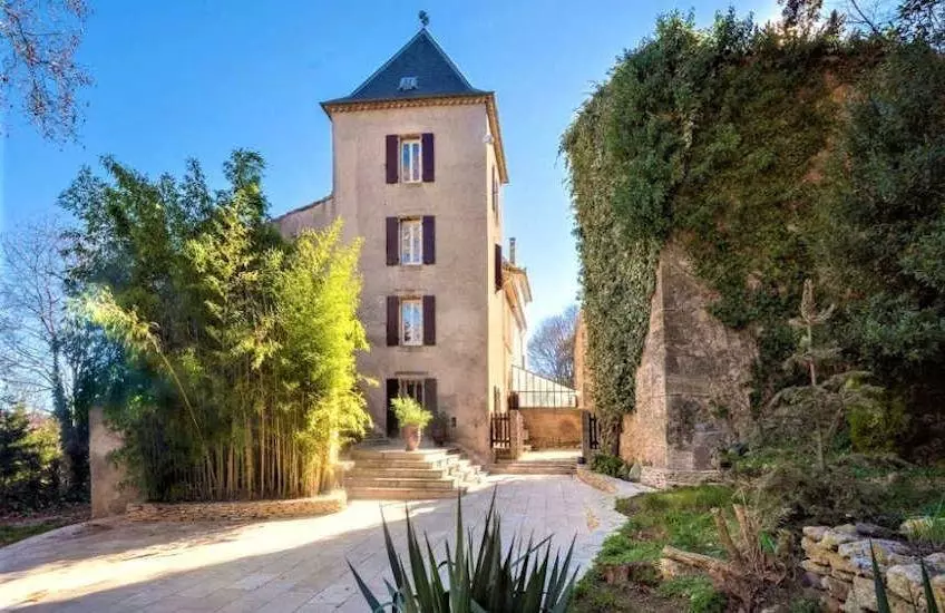 Large France long term rentals