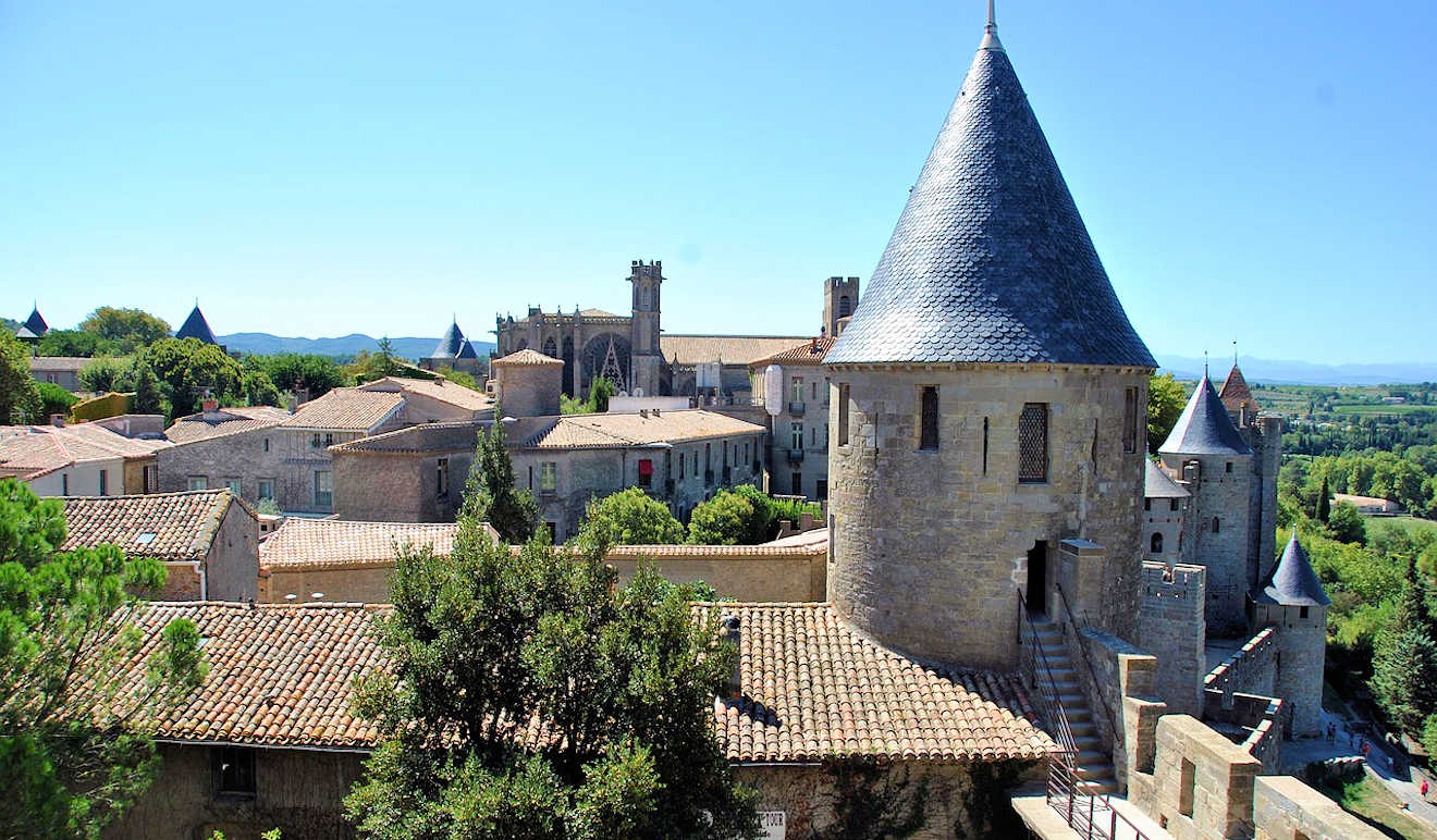 Carcassonne Pet-Friendly Rentals - Occitanie, France