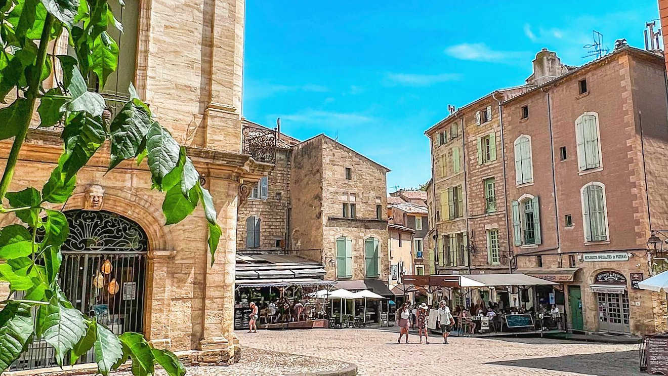 pezenas house rentals france