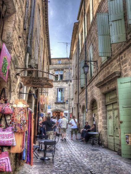 Pezenas Long Term House Rentals In France South France