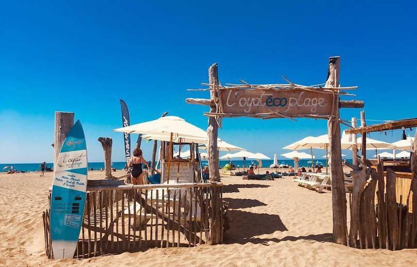 oyat plage beach bar montpellier france