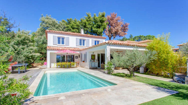 Large villa Cote d'Azur long term rental