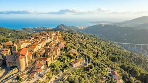 Menton house rentals near beach France