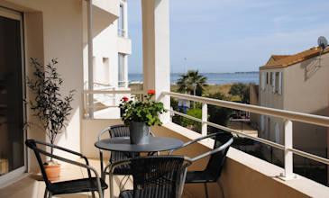 Marseillan French apartment rentals long term South France
