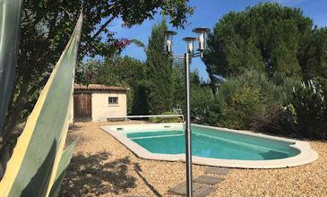 South of France long term rental sleeps 6 with air con and pool