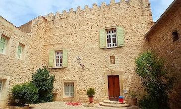 Chateau de Savignac cheap apartment for rent in South France