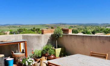 Puissalicon 3 bed house with views for long rentals in Southern France