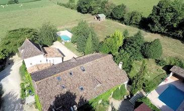 Les Chenes farmhouse cottage near Eymet in Dordogne France