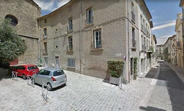 Sunny apartment long term rental Pezenas South France