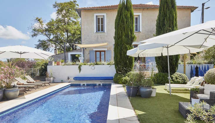 St Pons 5 bedroom property for long term rentals in France