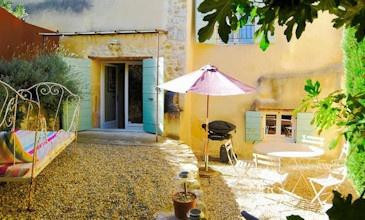 La Tour des Anges cottage in Provence to rent long term France